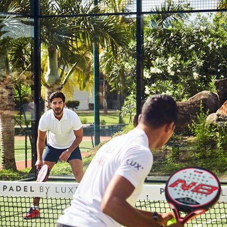笼式网球和网球运动
